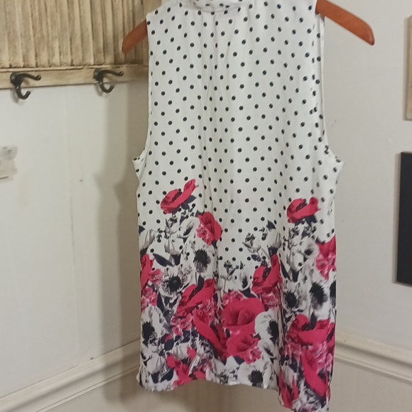 Elle floral print tank top style blouse FLAWED - Picture 7 of 7